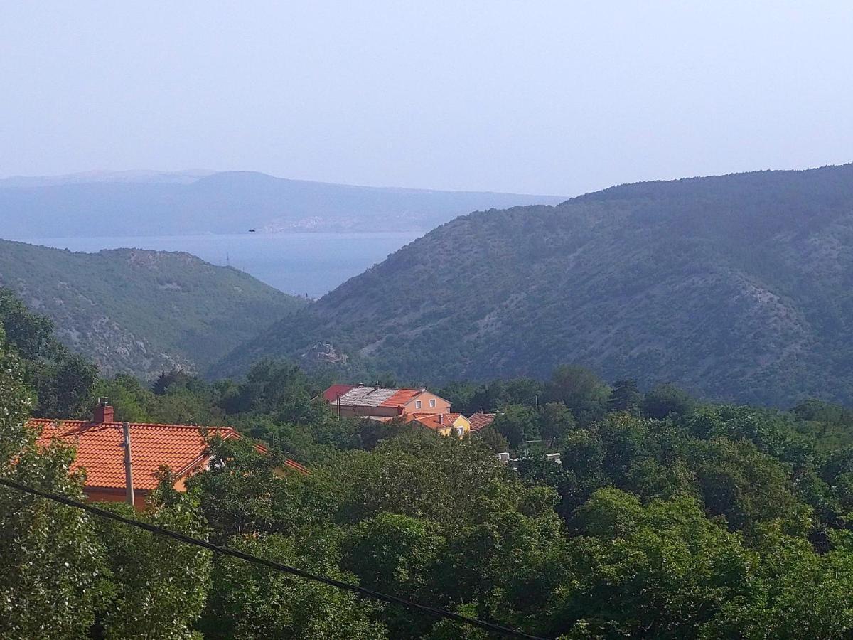Apartman Sous Les Rochers Grižane Esterno foto